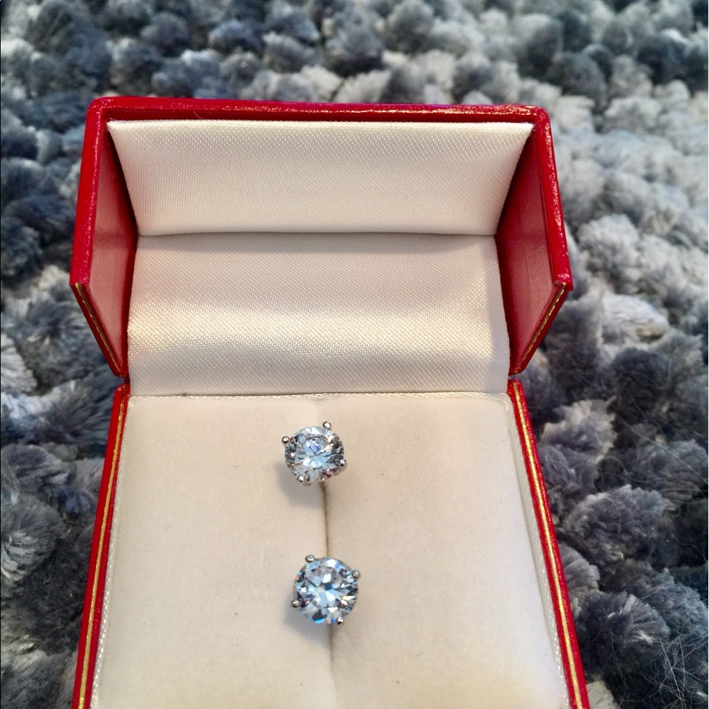 2ct tw Extra Brilliant Round earrings-Screwbacks